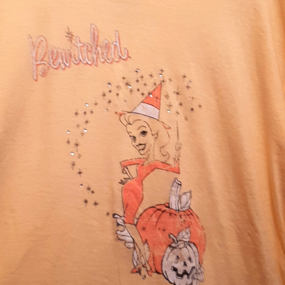 New without tags Ladies Large Bewitched Shirt with Sequins Vintage Look
